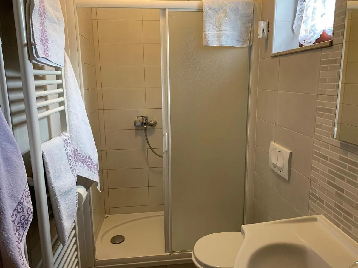 Apartments Prendivoj 말린스카 0*,